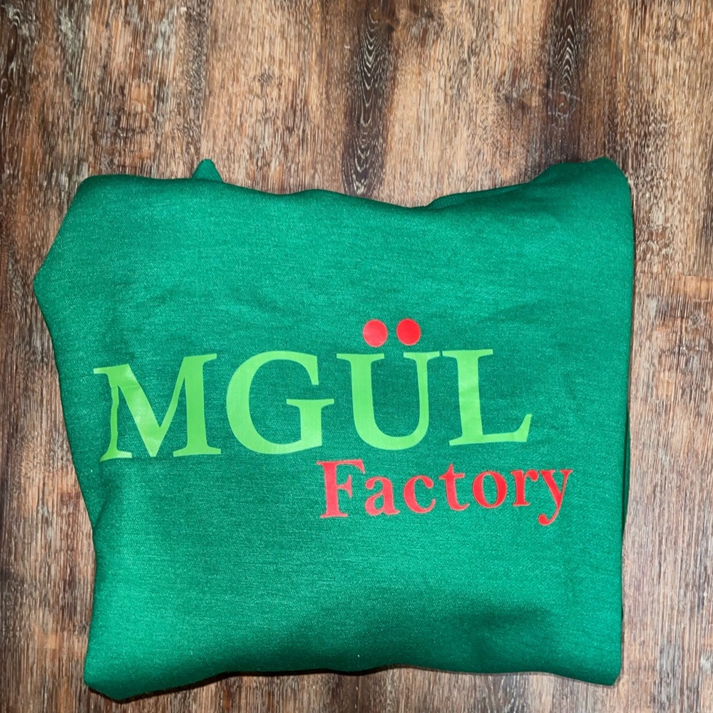 Green XL hoodie  MGÜL